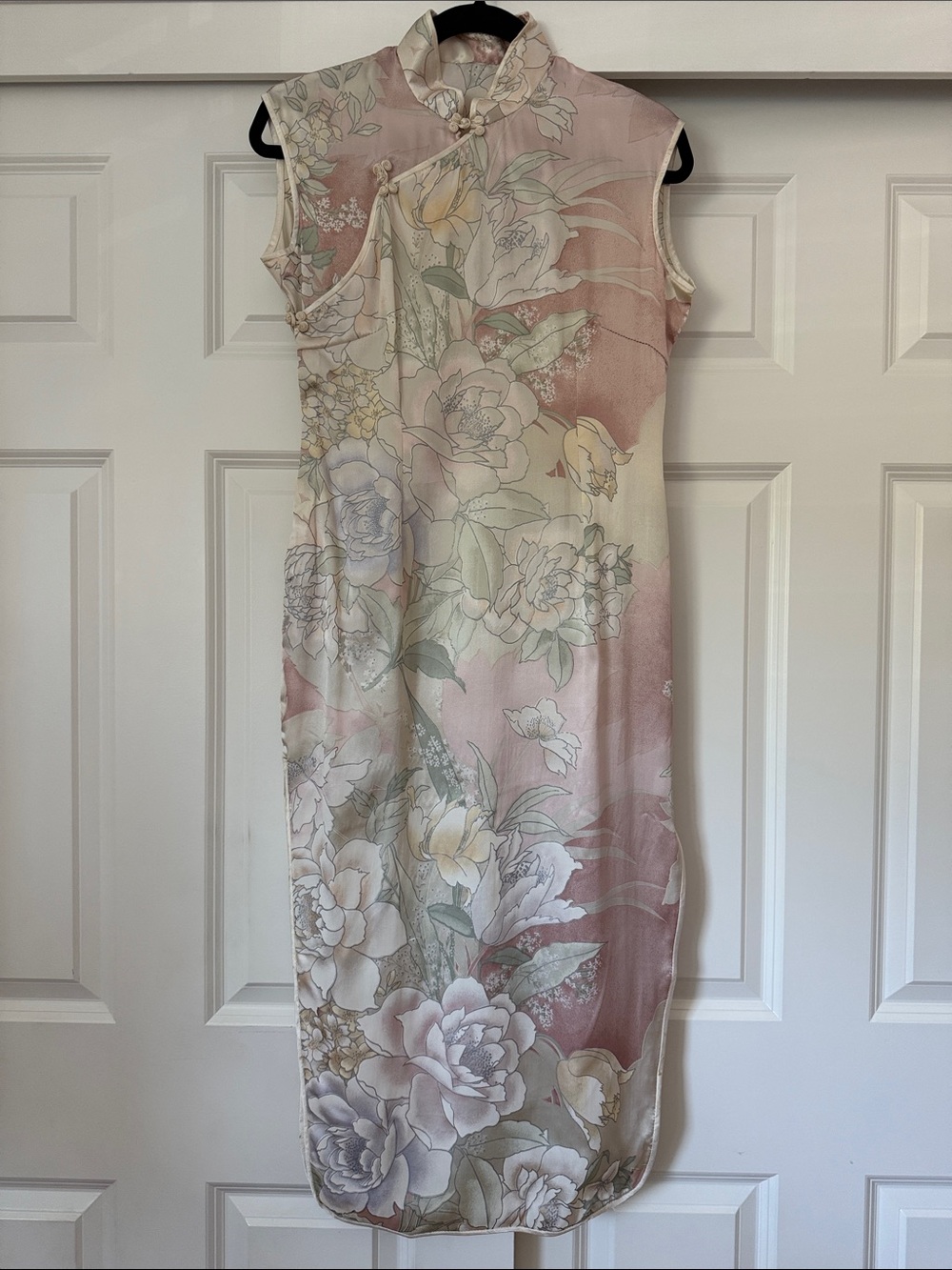 Floral silk -QiPao Mandarin Collar Cheongsam Dress - Soft Pink & Cream